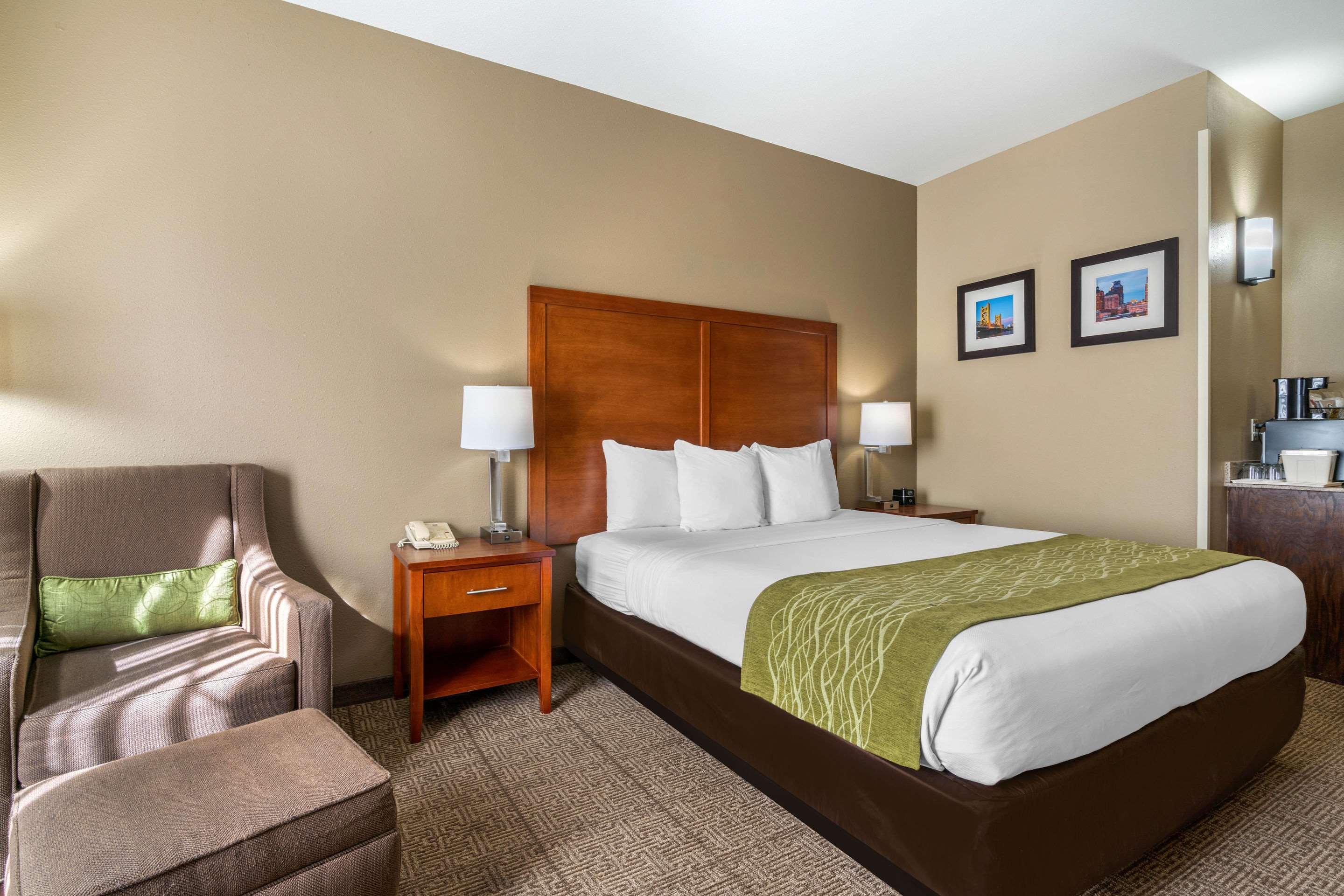 Comfort Inn & Suites Sacramento - University Area Εξωτερικό φωτογραφία