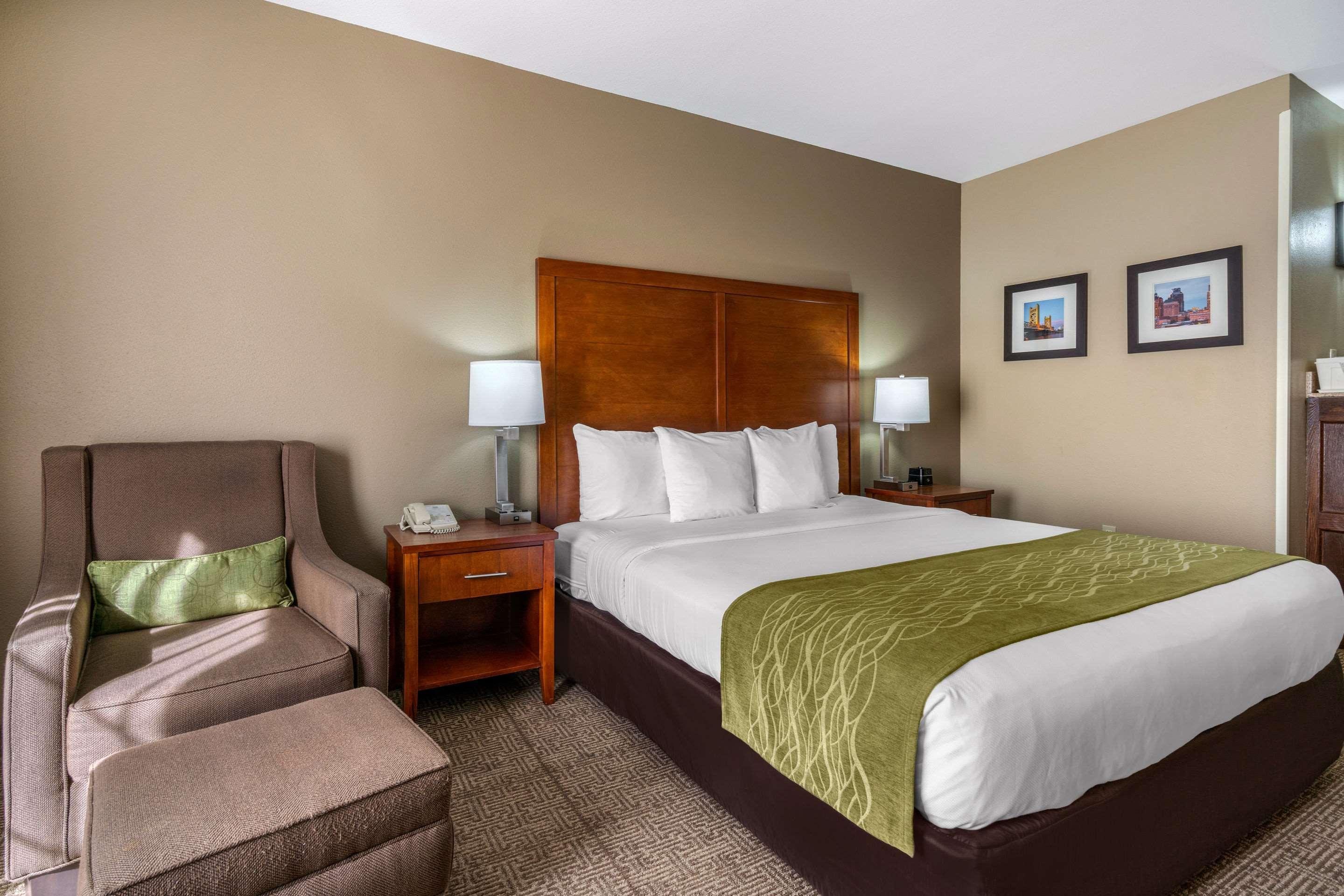 Comfort Inn & Suites Sacramento - University Area Εξωτερικό φωτογραφία