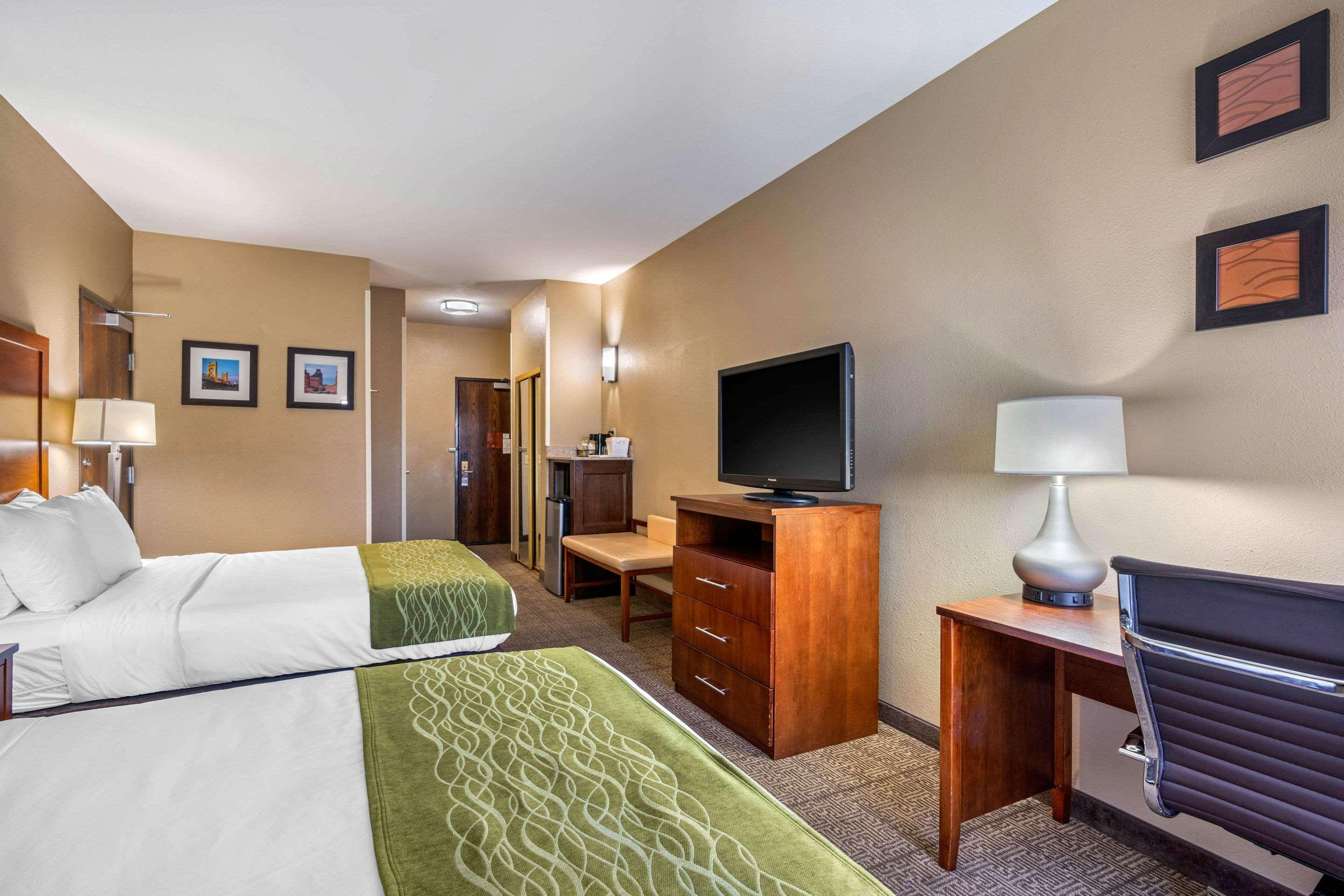 Comfort Inn & Suites Sacramento - University Area Εξωτερικό φωτογραφία