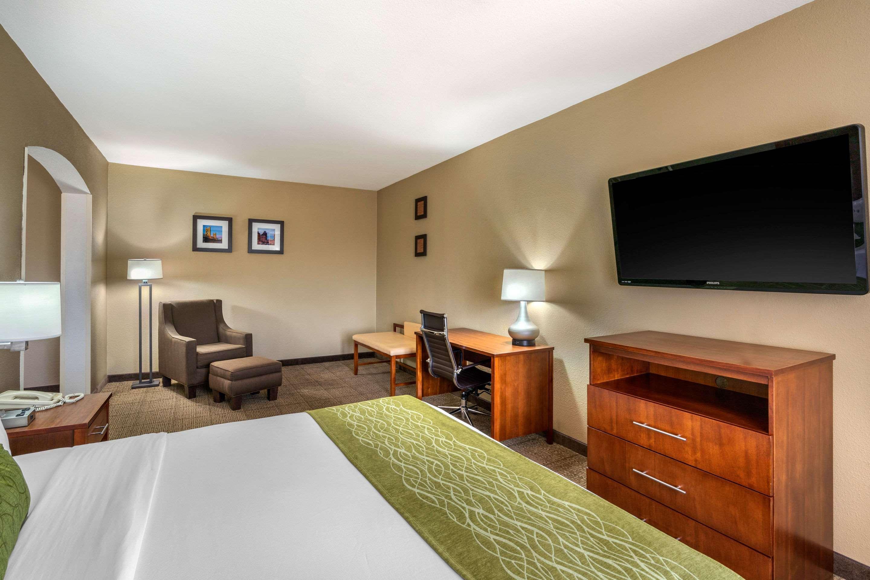 Comfort Inn & Suites Sacramento - University Area Εξωτερικό φωτογραφία