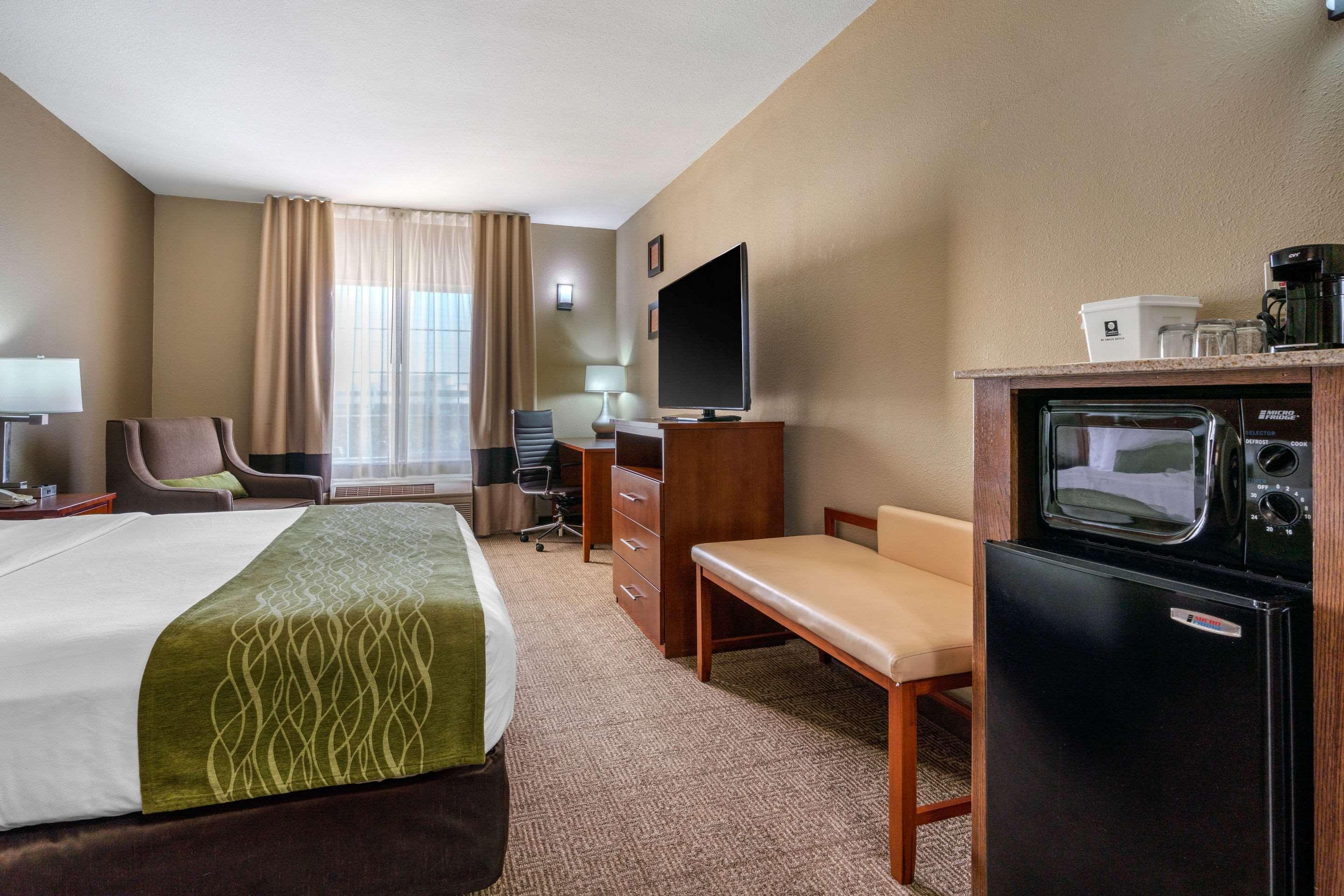 Comfort Inn & Suites Sacramento - University Area Εξωτερικό φωτογραφία