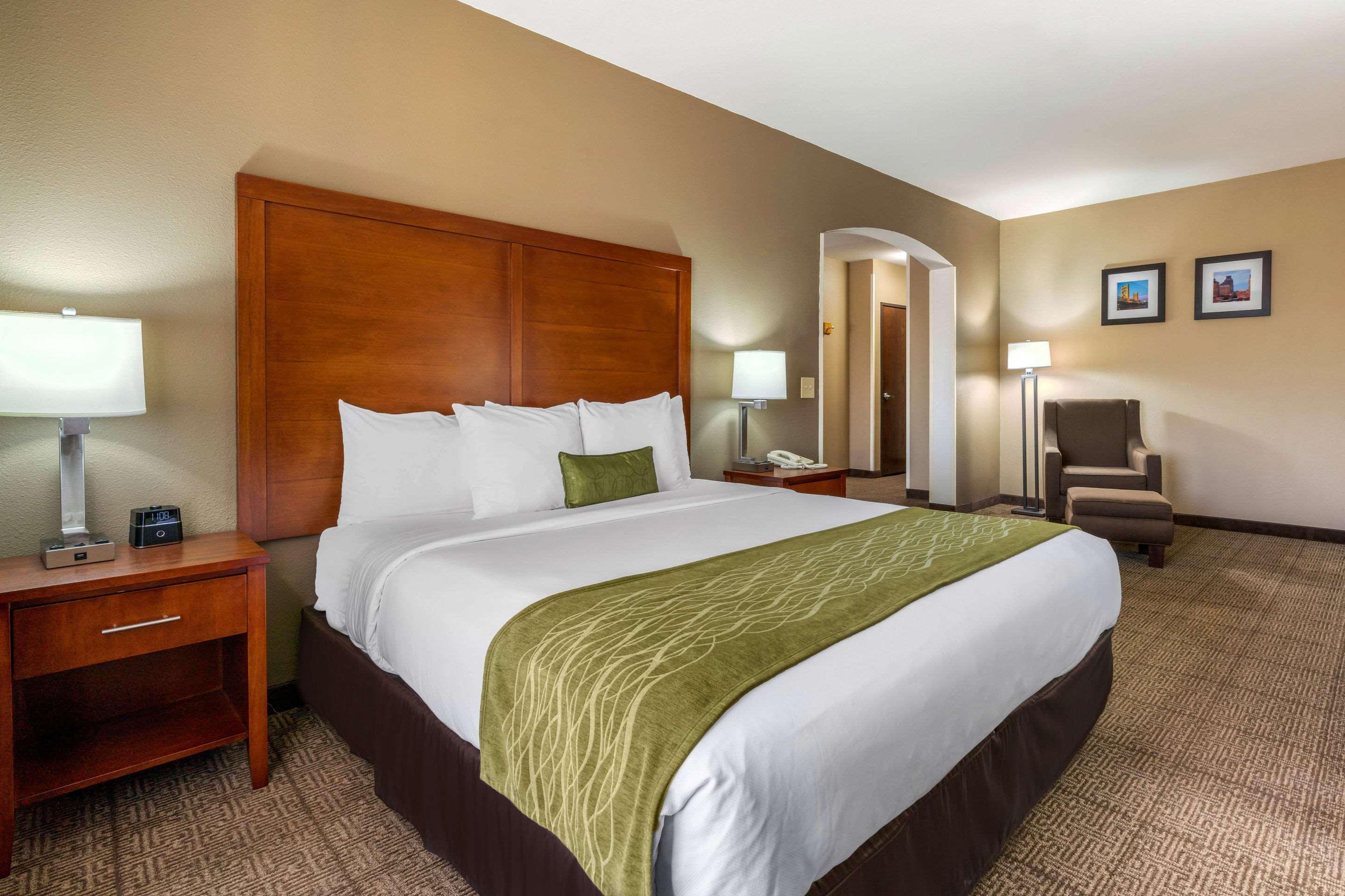 Comfort Inn & Suites Sacramento - University Area Εξωτερικό φωτογραφία