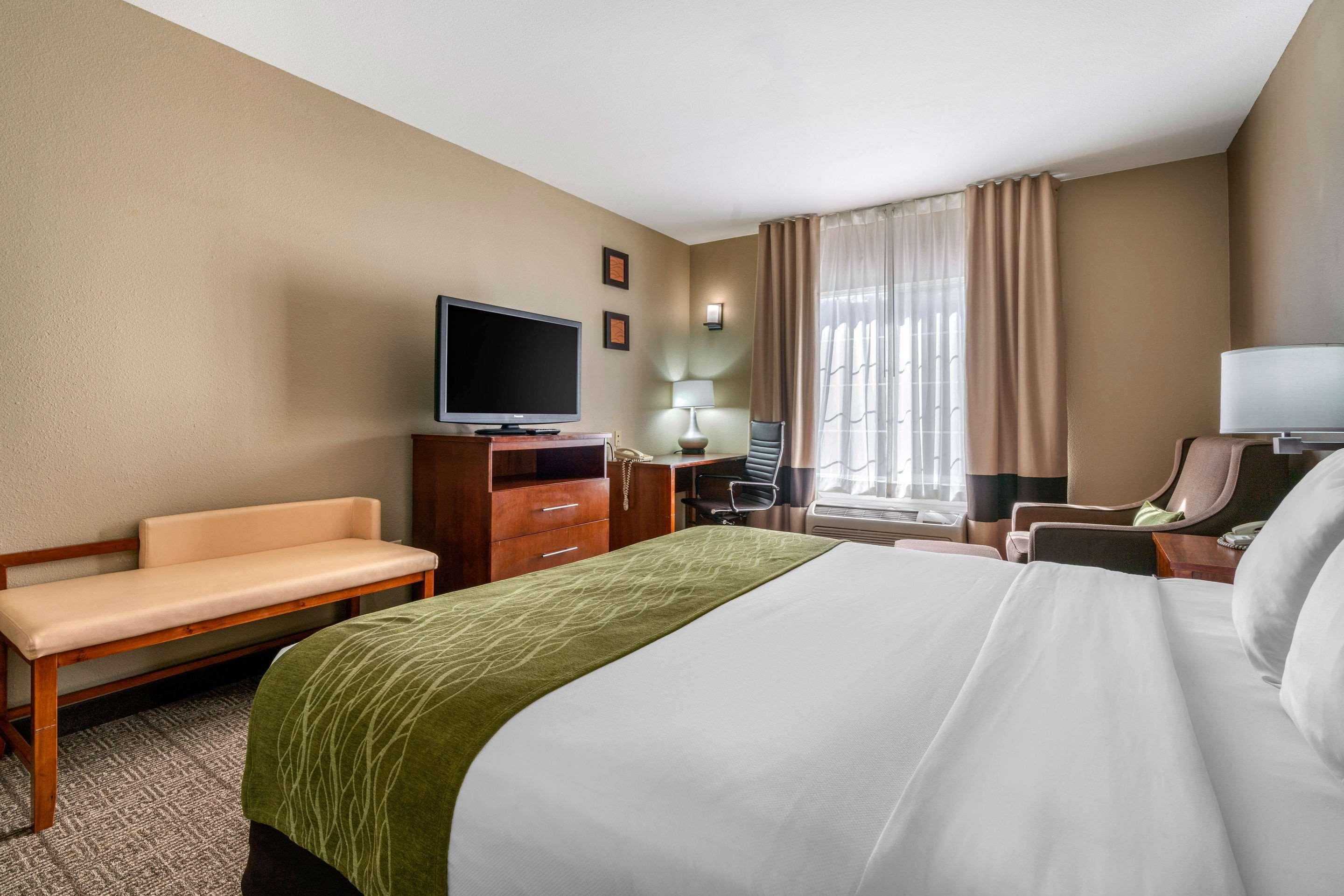 Comfort Inn & Suites Sacramento - University Area Εξωτερικό φωτογραφία