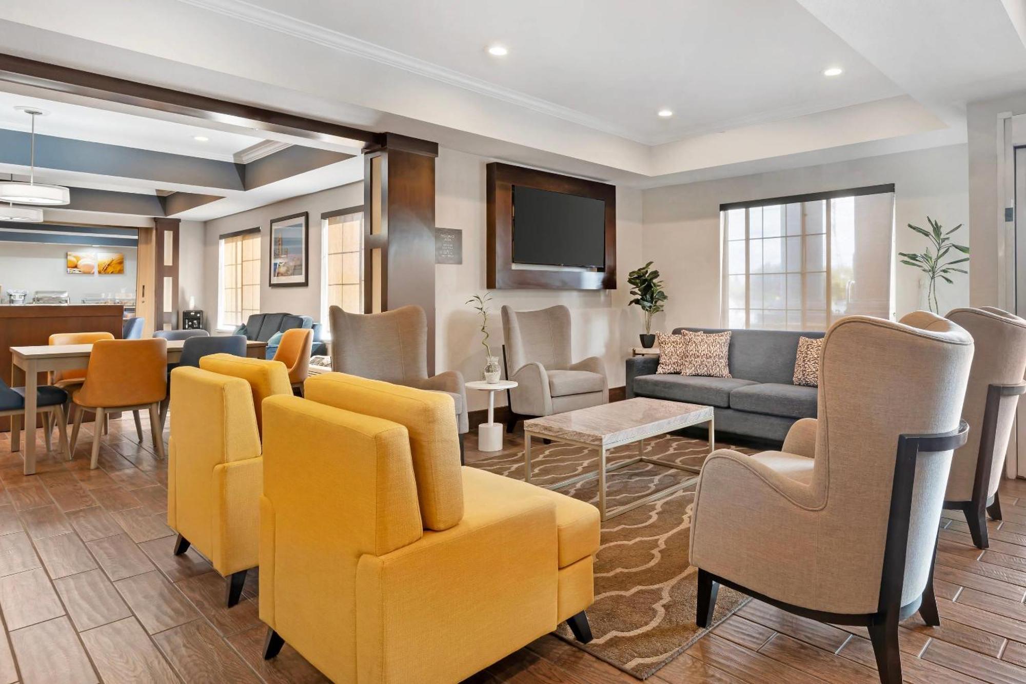 Comfort Inn & Suites Sacramento - University Area Εξωτερικό φωτογραφία