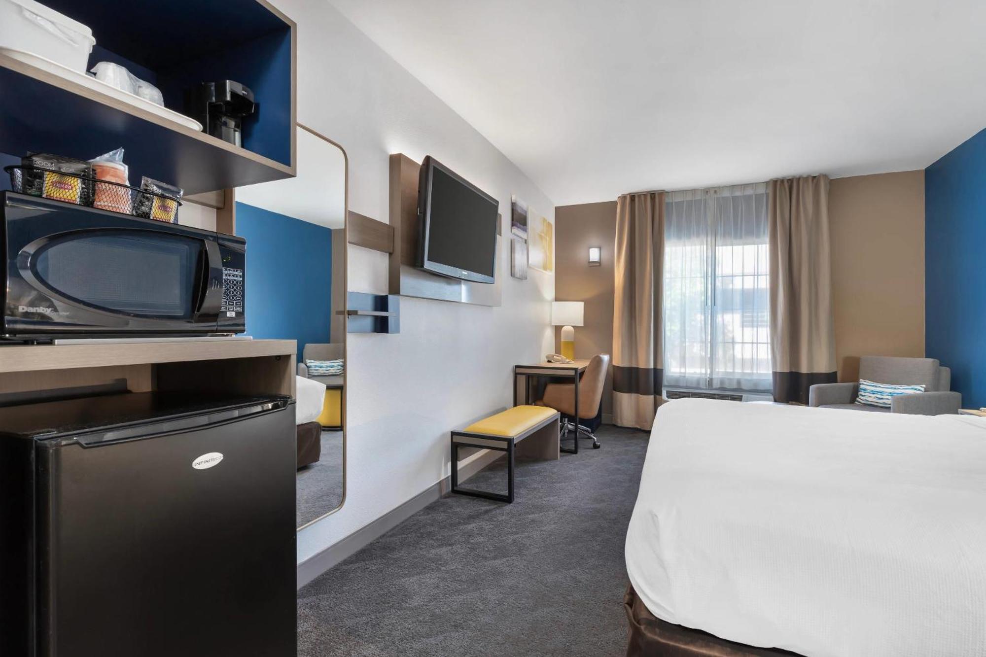 Comfort Inn & Suites Sacramento - University Area Εξωτερικό φωτογραφία