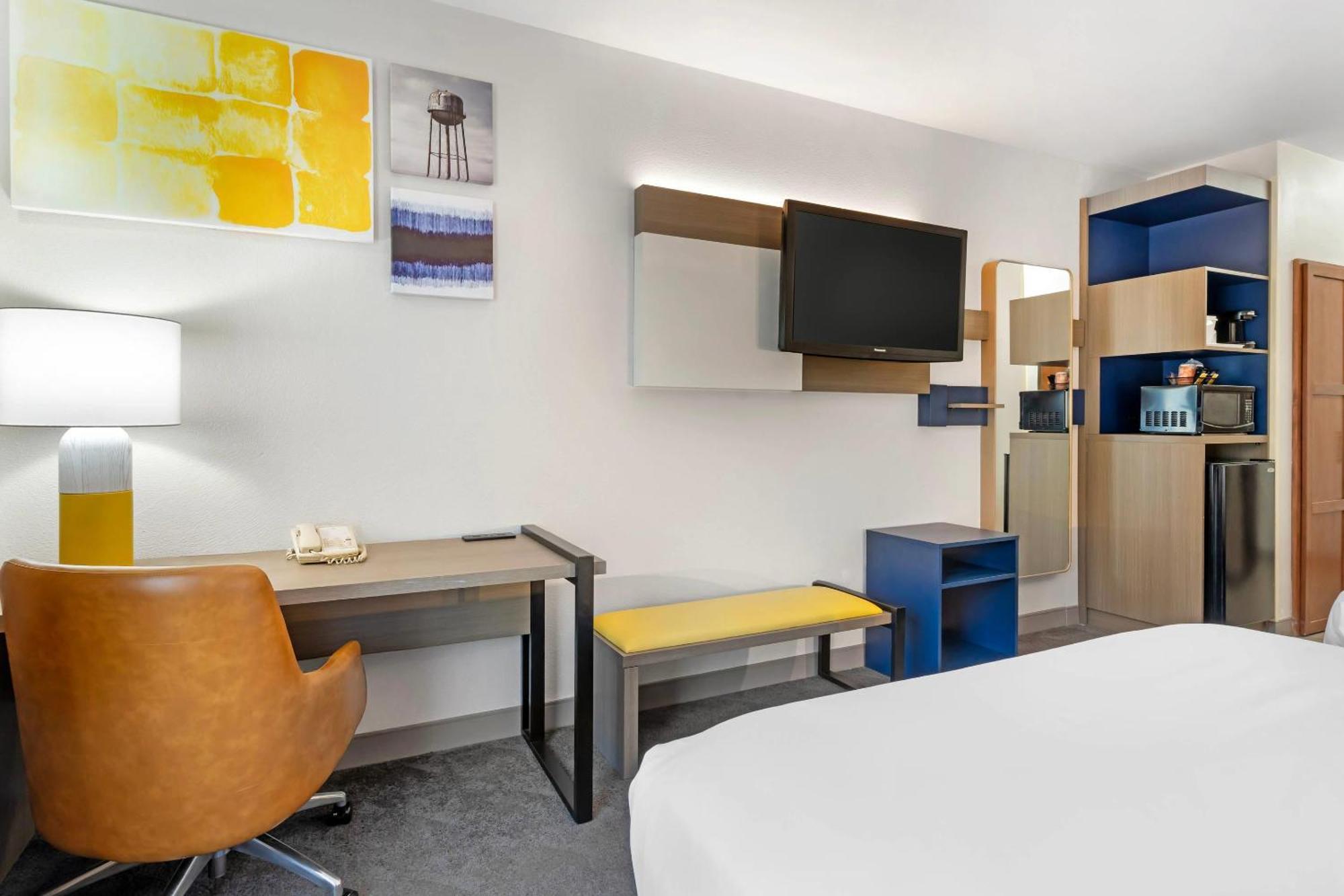 Comfort Inn & Suites Sacramento - University Area Εξωτερικό φωτογραφία