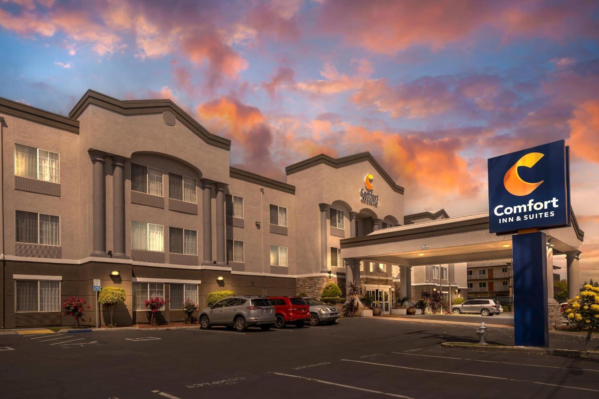 Comfort Inn & Suites Sacramento - University Area Εξωτερικό φωτογραφία